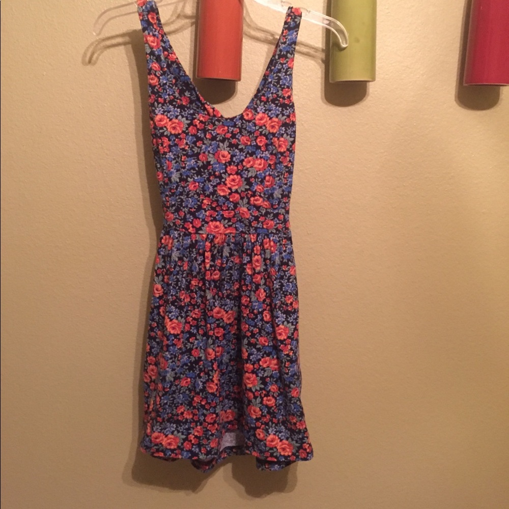 Flower babydoll dress with open back!